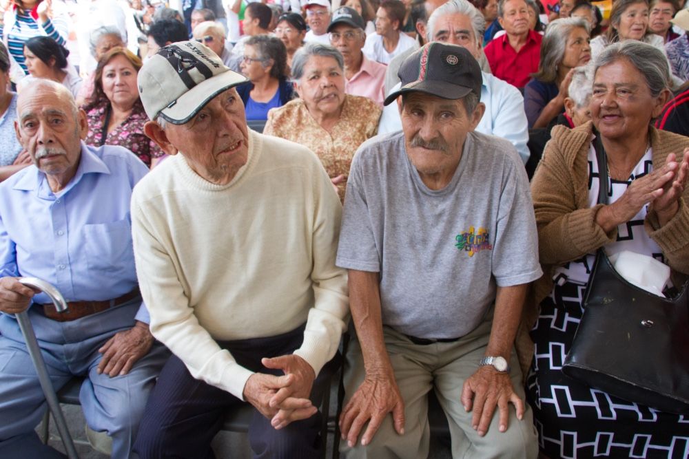 A partir de junio se reinicia pago de pensiones a adultos mayores