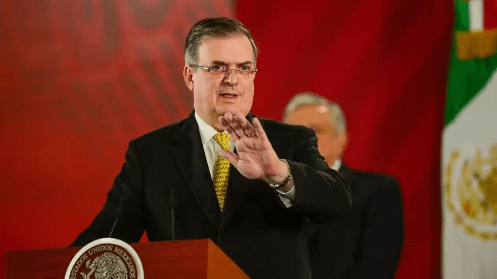 Difícil reducir violencia en México si EEUU no asume responsabilidad: Ebrard