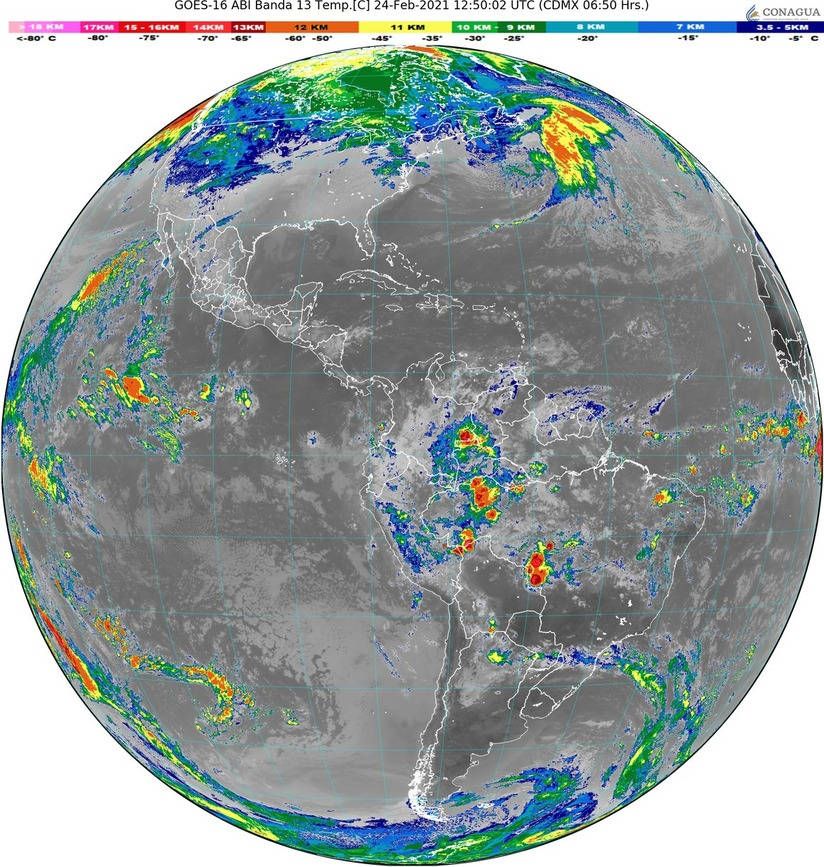 Ambiente caluroso y probabilidad de chubascos en Quintana Roo