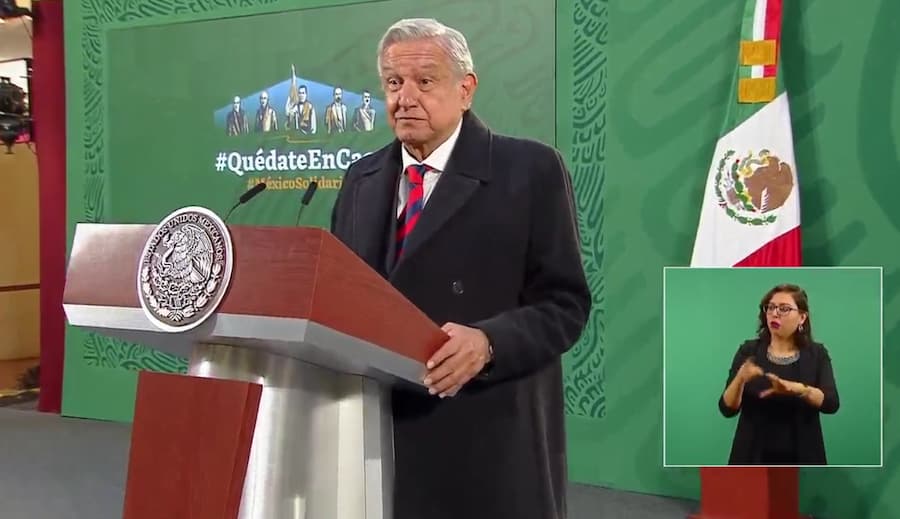 Muro en Palacio Nacional ayudó a evitar enfrentamientos: AMLO