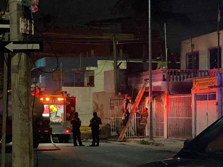 Se incendia casa en la Colosio