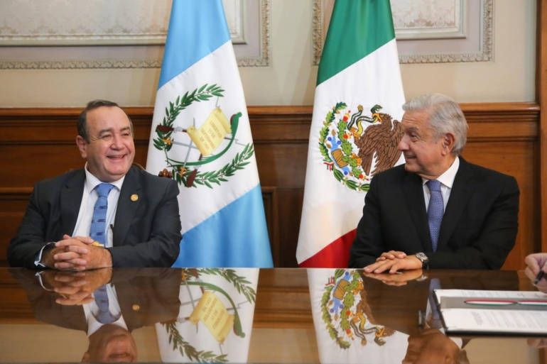 Firman carta de intención para implementar Jóvenes Construyendo el Futuro y Sembrando Vida en Guatemala