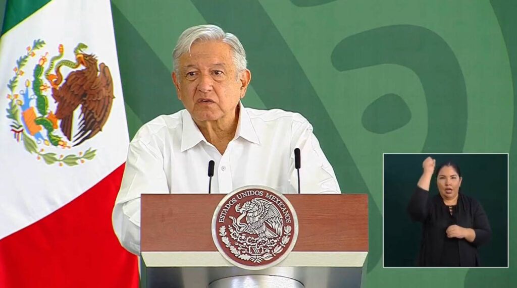 La democracia es una forma de vida: AMLO