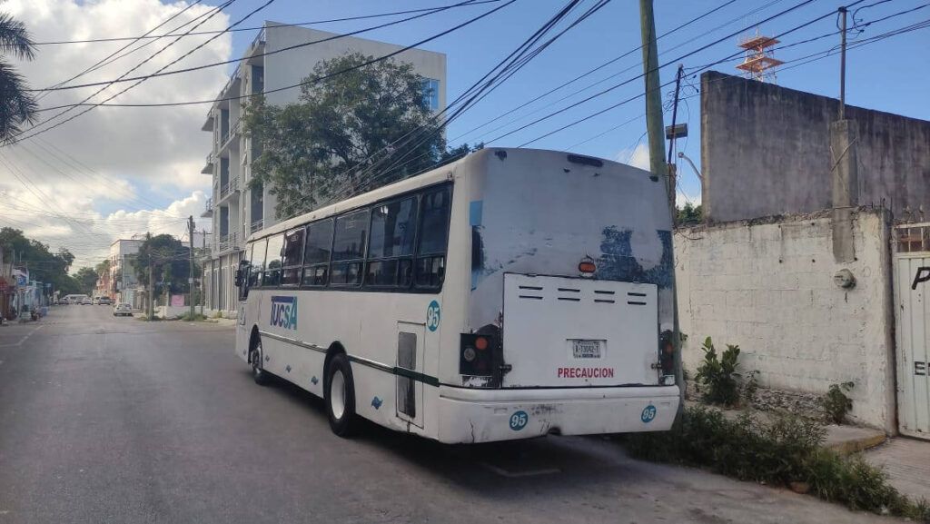 Atropella Tucsa a mujer cuando cruzaba la calle