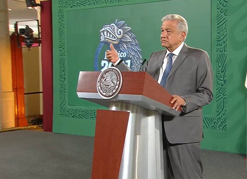 Critica AMLO actitud de René Bolio, presidente de la CMDH