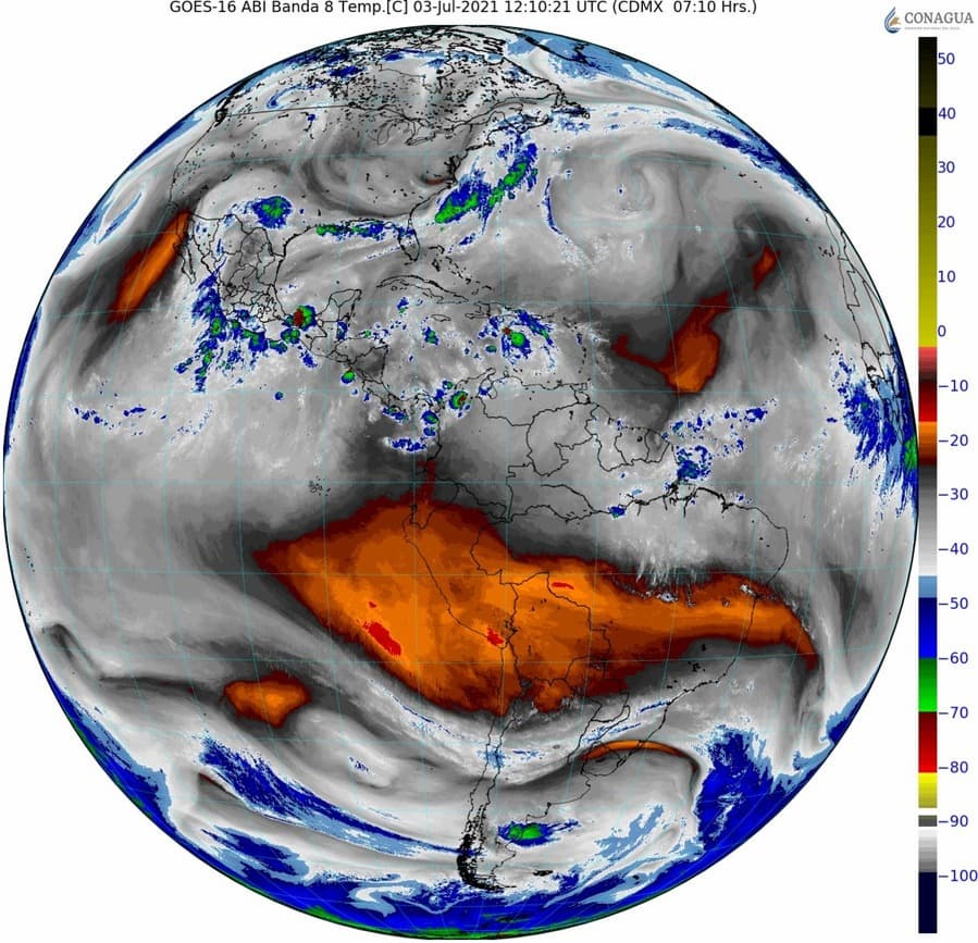 Huracán "Elsa" se encuentra a 2,973 km al este-sureste de Cancún