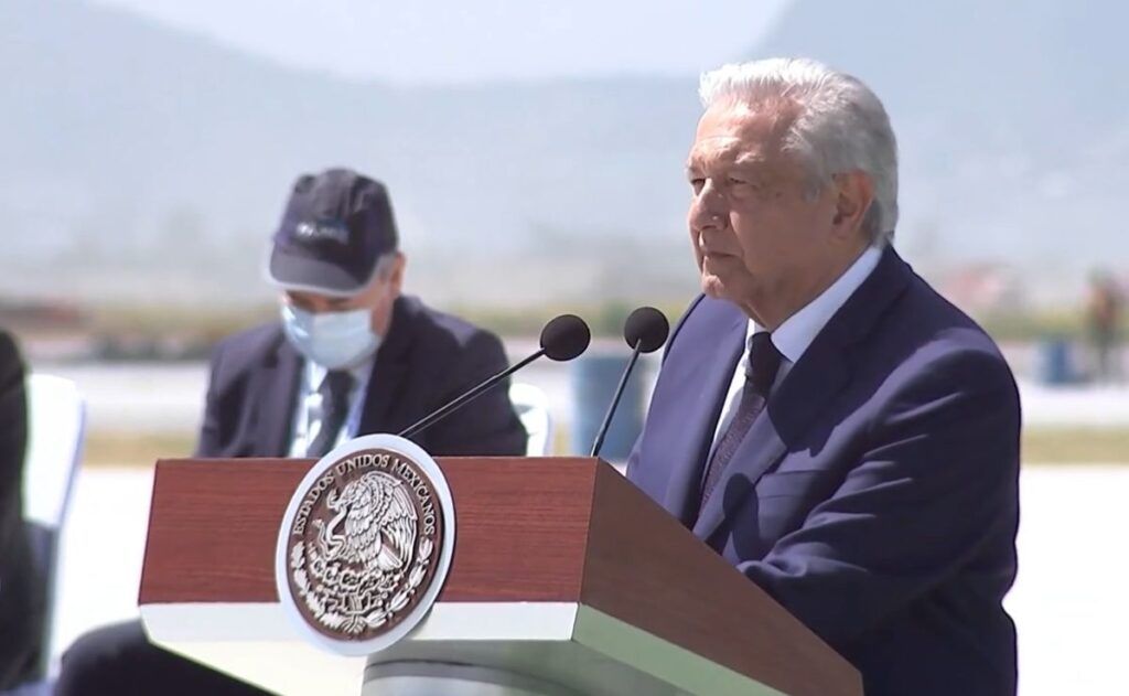 Inaugura AMLO Feria Aeroespacial México 2021