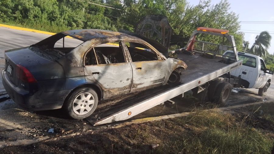 Se incendia vehículo en La Guadalupana