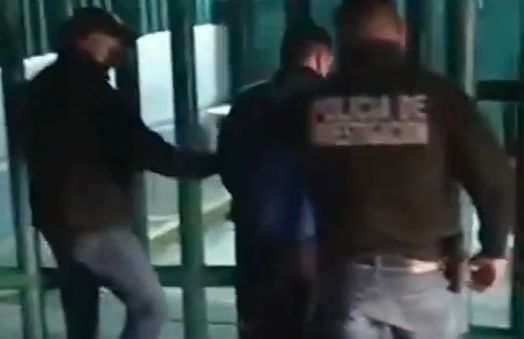 Detienen a agresor de maestra en línea