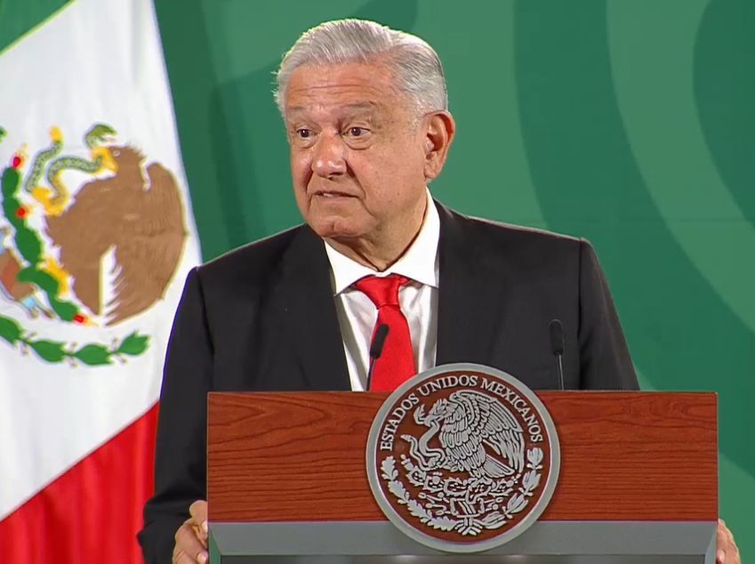 Estamos contra la corrupción: AMLO a investigadores del Conacyt