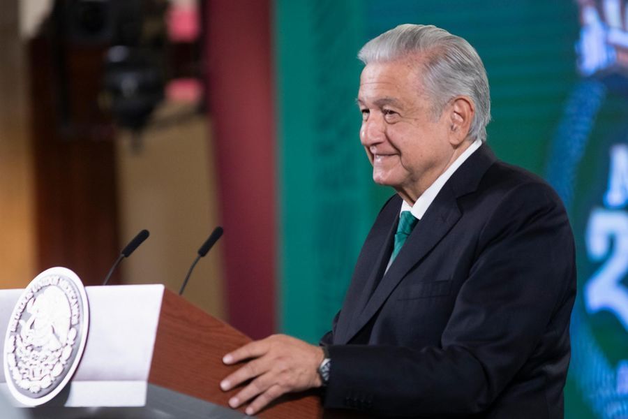 Celebra AMLO aprobación de Ley de ingresos 2022