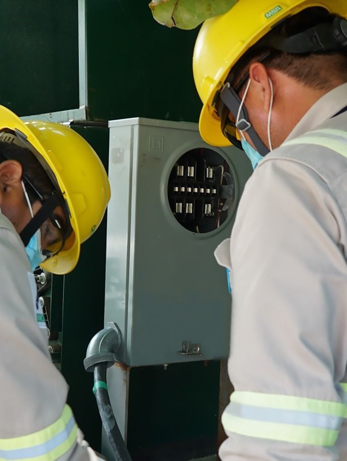 Arranca CFE instalación de medidores de luz en In House