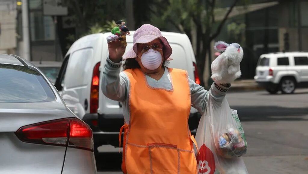 Baja pobreza laboral 5.3% según el Coneval