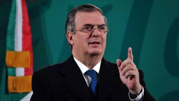 "Están haciendo acarreo monumental" a favor de Sheinbaum: Ebrard