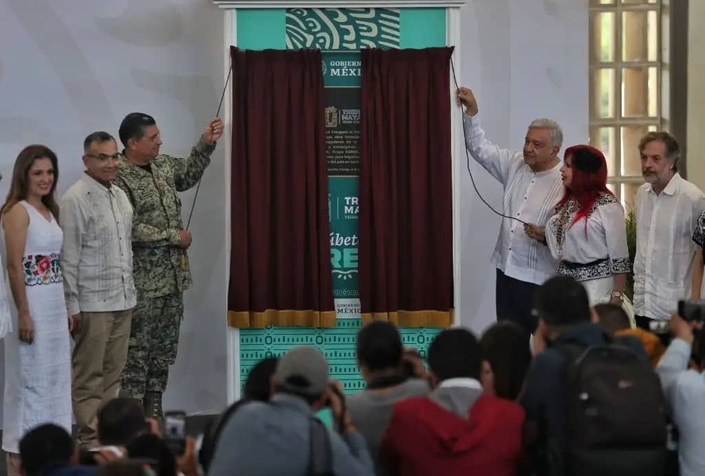 Inaugura AMLO primera etapa de Tren Maya